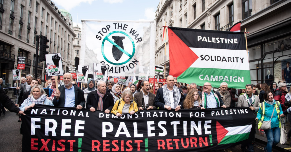 Pro-palestine protest in london - Pakistan newscast